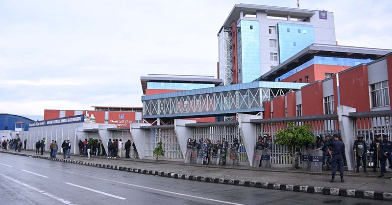 ओली र लेखक पक्राउविरुद्ध देउवा पक्षले प्रतिवाद गर्ने