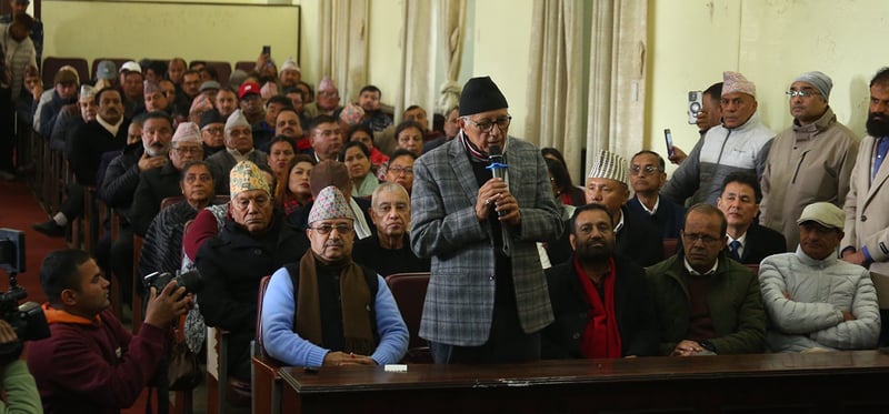 गगन थापाको नेतृत्वमा जानेहरू पार्टीबाट चोइटिएर गए : शेखर कोइराला