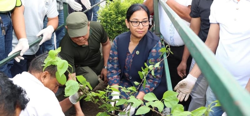 भरतपुरको मुहार फेरेर बिदा लिँदै मेयर रेनु दाहाल