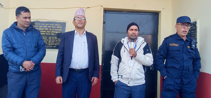 रिक्सा चालकलाई भन्सार जनचेतना कार्यक्रम