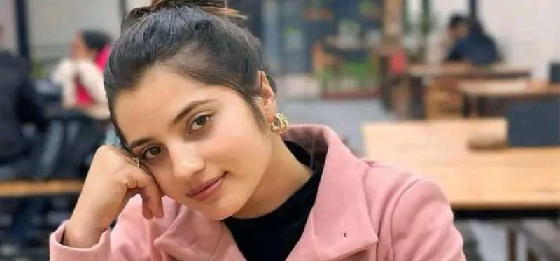 एमालेको गीतमा नाचेपछि विवादमा स्मारिका, माफी माग्दै भनिन् : पछुतो लाग्यो