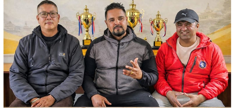 काष्ठमण्डप फुटसल आइतबारदेखि