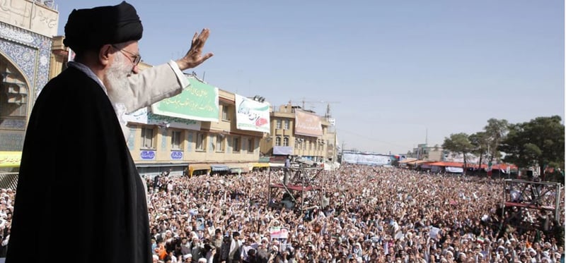 इरानमा खामेनी युगको अन्त्य