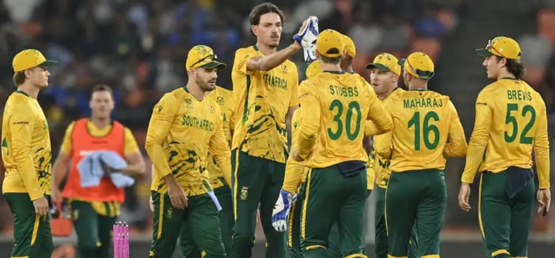 दक्षिण अफ्रिकी टोली आज स्वदेश फर्कर्ने