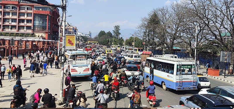 सार्वजनिक सवारीसाधनको भाडा बढाउन विभागको सिफारिस : अध्ययन गर्दै मन्त्रालय