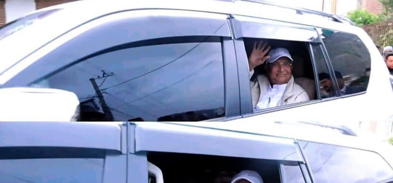 ओली पक्राउ परेपछि एमालेको सचिवालय बैठक बस्दै, आन्दोलनको तयारी