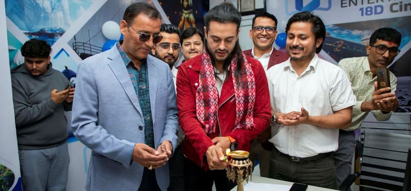 प्रदीप खड्काले चितवनमा १८ डी सिनेमाको उद्घाटन गरे