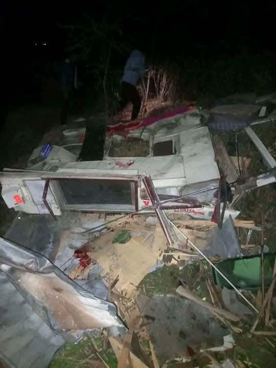 तस्विरमा बैतडीमा भएको जन्ती बस दुर्घटना
