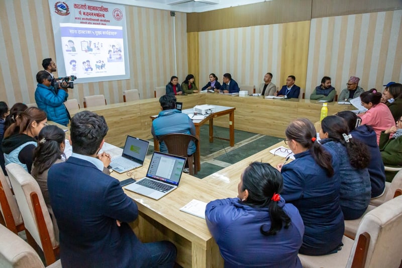 चारवटा विद्यालयमा ‘साना डाक्टर कार्यक्रम’ सञ्चालन गर्दै काठमाडौं महानगर