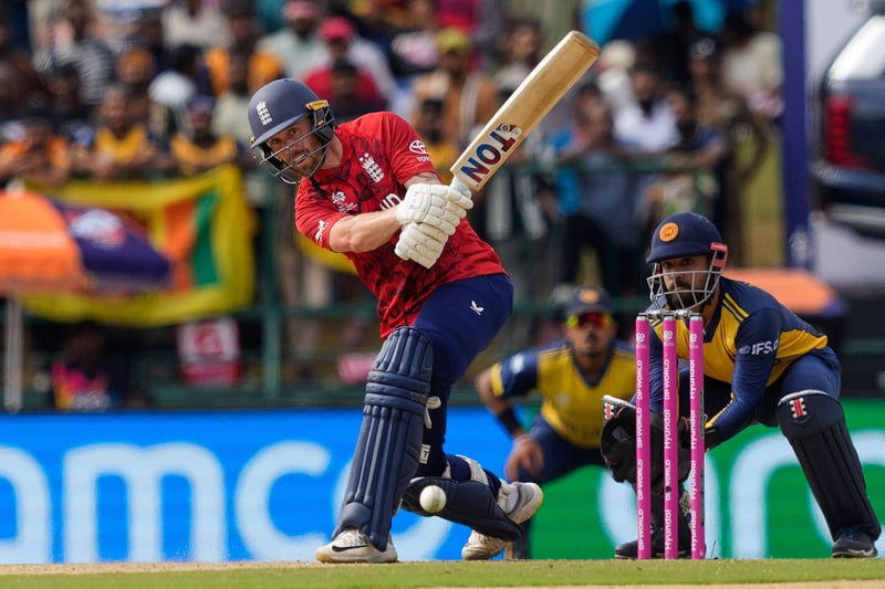 साल्टको अर्धशतकमा इङ्गल्याण्डले श्रीलंकालाई दियो १४७ रनको लक्ष्य