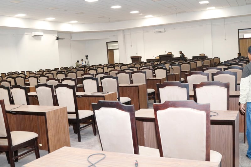 नयाँ संसद् भवनमा सांसदलाई छुट्टै ‘चेम्बर’, शपथ १२ चैतमा