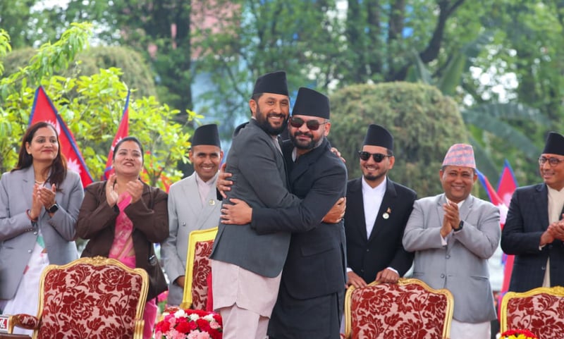 बालेन प्रधानमन्त्री बनेपछि रास्वपाले भन्यो- प्रशासनमा दलीय आडमा काम गर्ने संस्कृति अन्त्य हुनुपर्छ