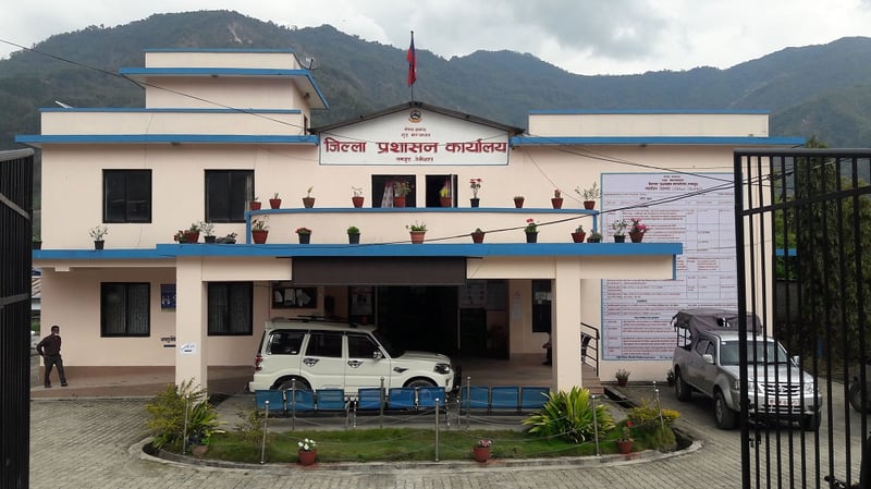 पेट्रोलियम पदार्थ र ग्यास भण्डारण नगर्न प्रशासनको आग्रह