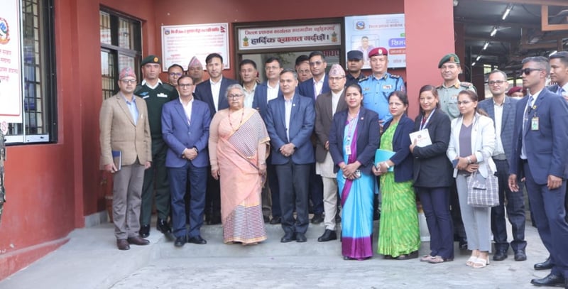 प्रधानमन्त्री–गृहमन्त्रीको आकस्मिक अनुगमन : सेवा प्रवाह चुस्त र पारदर्शी बनाउने प्रयास