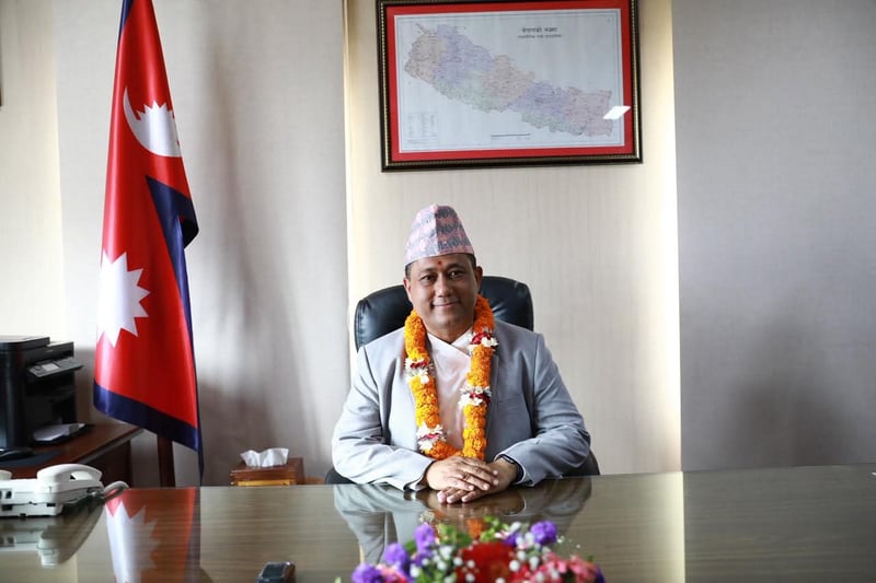 परराष्ट्रमन्त्री शिशिर खनालले गरे पदबहाली