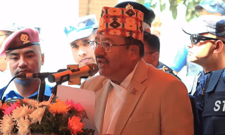 आयुक्त भण्डारीले भने निर्वाचनको विकल्प छैन