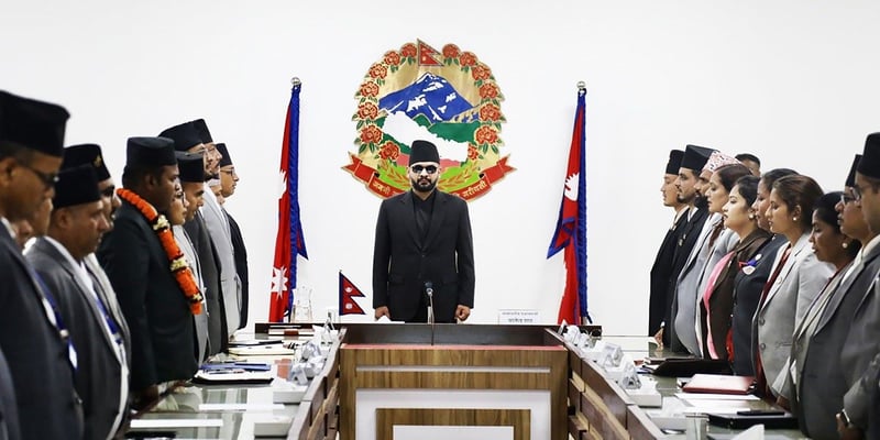 सिंहदरबारमा बालेनले सम्हाले प्रधानमन्त्रीको जिम्मेवारी