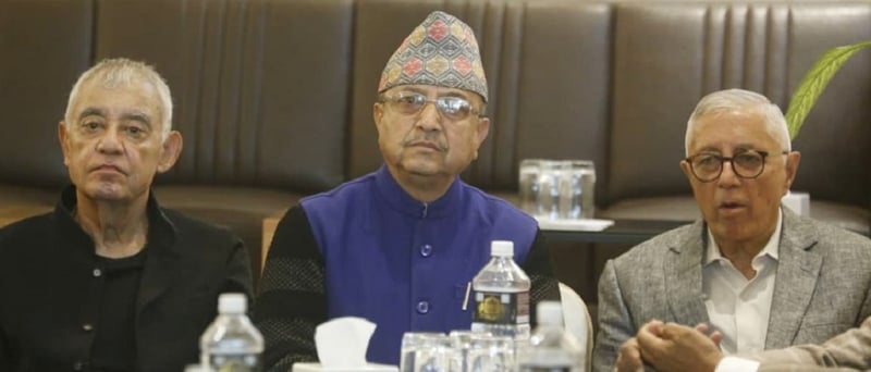 कोइराला दाजुभाइलाई राखेर खड्काले सुरु गरे कांग्रेस संस्थापनइतर समूहको भेला