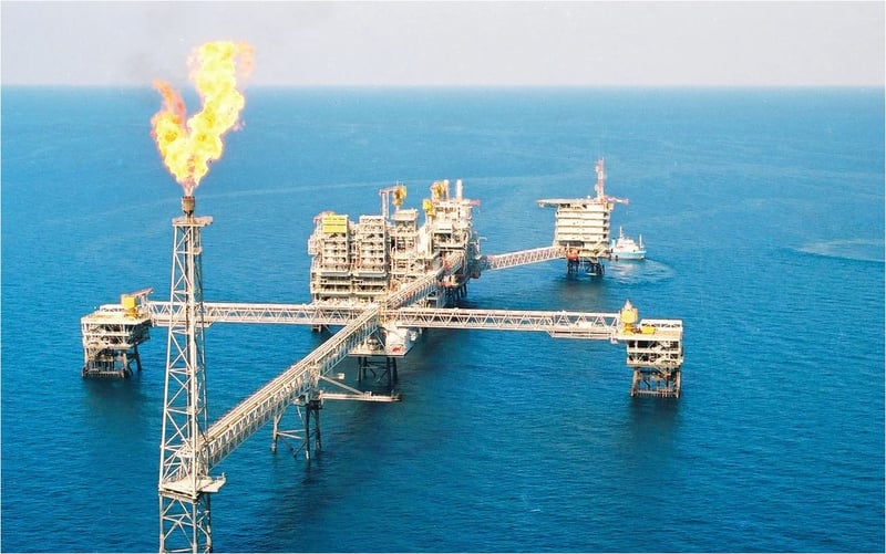 कतारले ग्यासको उत्पादन रोकेपछि ग्यासको मूल्यमा ४५ प्रतिशत वृद्धि