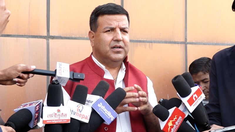 चुनावी हारमा गगन थापाको कुनै दोष छैन, राजीनामा पनि आवश्यक छैन -डा. सुनिल शर्मा