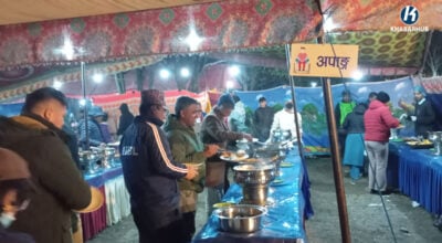 विशेष महाधिवेशनमा धमाधम भोजन ! (तस्बिरहरु)