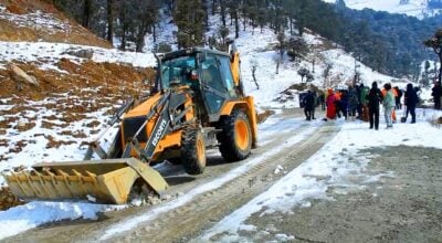हिमपातले अवरुद्ध मध्यपहाडी लोकमार्ग सञ्चालन