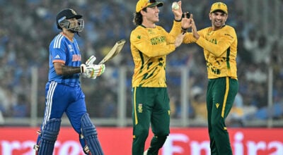 विश्वकप : दक्षिण अफ्रिकाविरुद्ध चलेन भारतको ब्याटिङ, ७६ रनले पराजित