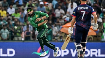 उस्मान तारिकको उत्कृष्ट बलिङमा नामीबियाविरुद्ध पाकिस्तानको फराकिलो जित