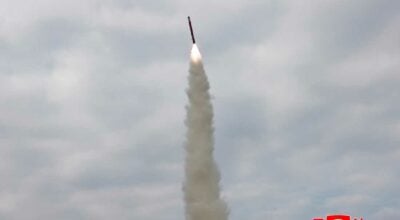 उत्तर कोरियाद्वारा जापानी समुद्रमा दश वटा ब्यालेस्टिक मिसाइल प्रहार