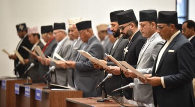 आजका समाचार : सांसदहरूले लिए शपथ, एउटै बेञ्चमा कांग्रेस, एमाले र नेकपा, मन्त्री टुंग्याउँदै रास्वपा, बालेन्द्र भोलि प्रधानमन्त्री र इरान द्वन्द्व अन्त्य गर्ने ट्रम्पको संकेत