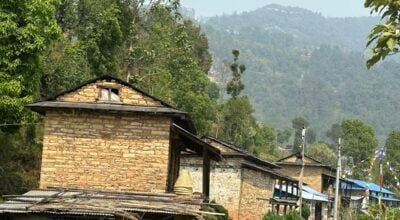 भूकम्पको एक दशक : राहतका घरमा ताला ठोकेर स्थानीय सहरतिर, गाउँ रित्तै