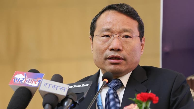 रचनात्मक प्रतिपक्षको भूमिकामा रहेर काम गर्छौं : वर्षमान पुन