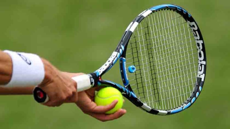 टेनिस टोली भियतनाम जाने