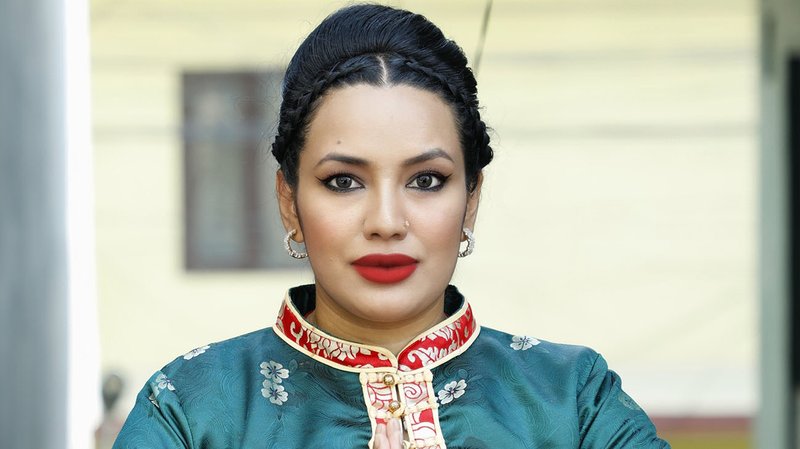 आशिकाको निर्देशनमा स्थानीय तहका जनप्रतिनिधिको ‘अब्जेक्सन’, सम्झाए संवैधानिक व्यवस्था