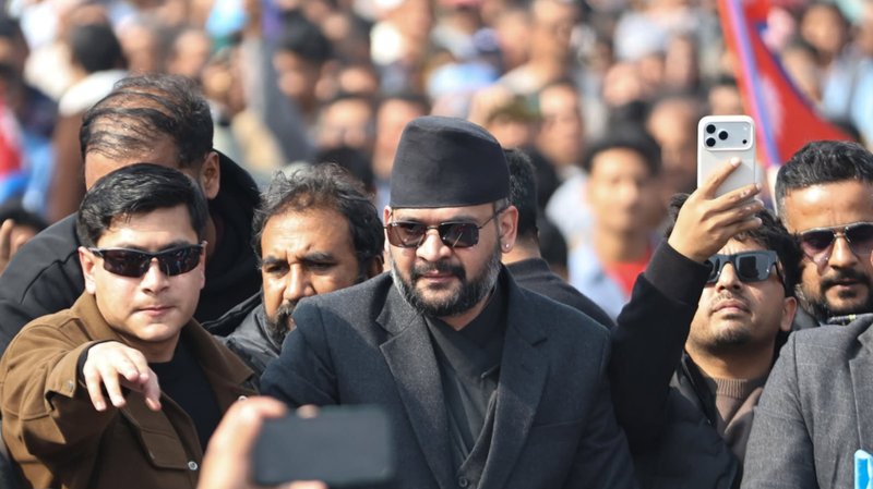 बालेनलाई संसदीय दलको नेता छान्न रास्वपाले बोलायो बैठक