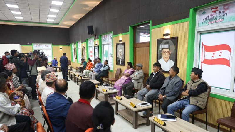 गगनको कुर्सी खाली राखेर सानेपामा कांग्रेस केन्द्रीय समिति बैठक