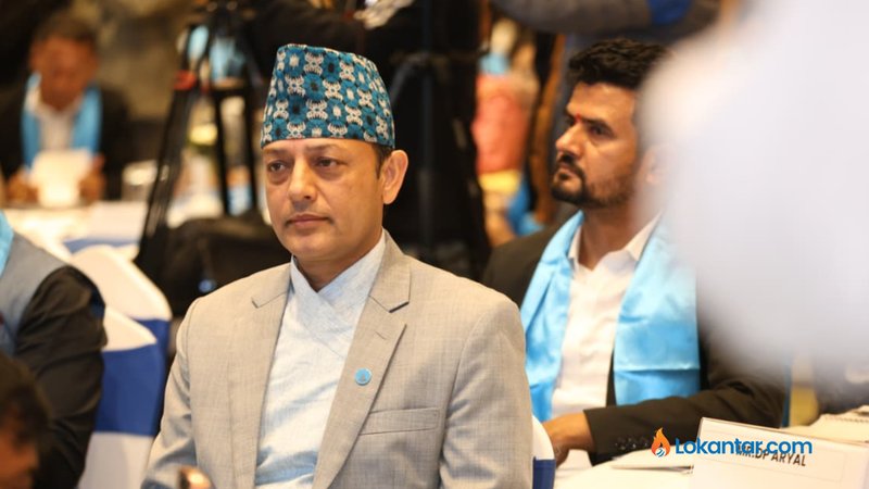 भ्रष्टाचारको अन्त्य र सुशासन कायम गरेर देखाउनुपर्नेछ : डीपी अर्याल