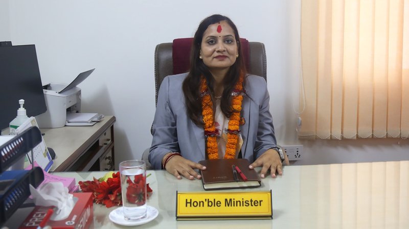 स्वास्थ्यमन्त्री मेहतासँग स्वास्थ्य बिमाबारे छलफल