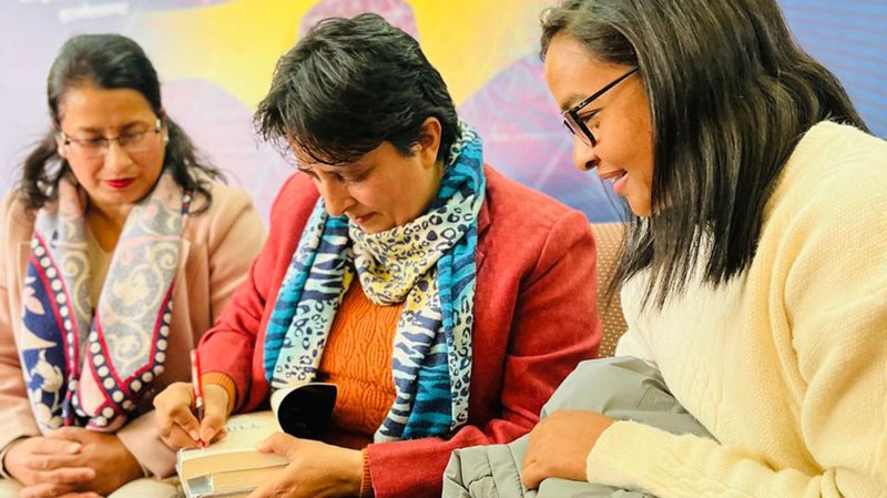 सीमा आभासको उपन्यास महायुगमाथि मन्थन