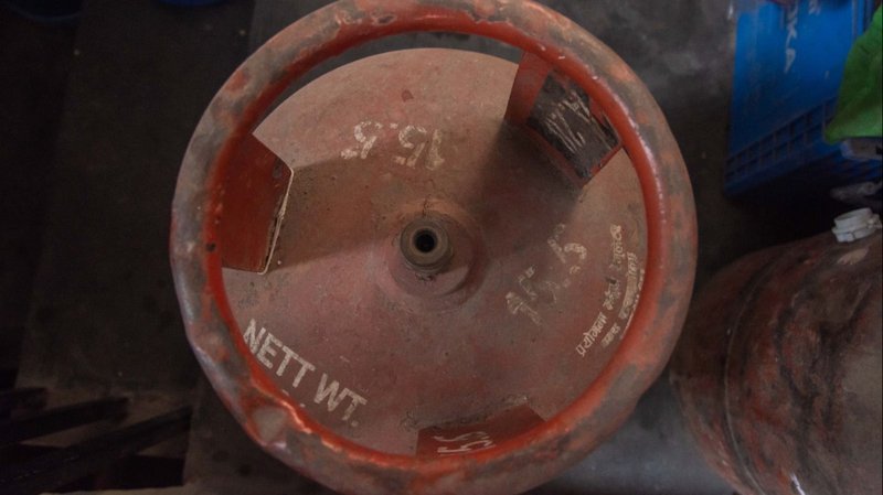 ग्यासको कृतिम अभाव गराएर मूल्य बढाउने माथि महानगरको निगरानी, भेटिए कारबाही गर्ने