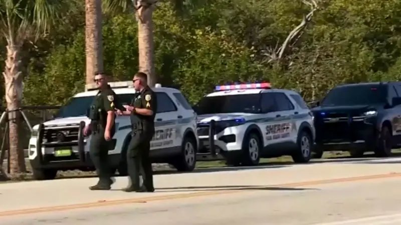 ट्रम्प निवासमा छिर्न खोजेका हतियारधारीलाई गोली हानेर मारियो