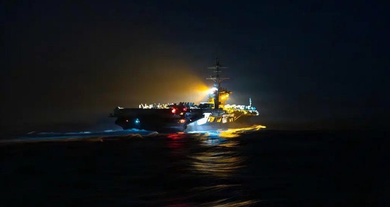 इरानको दाबी: अमेरिकी युद्धपोत अब्राहम लिंकनमा क्षेप्यास्त्र हान्यौँ