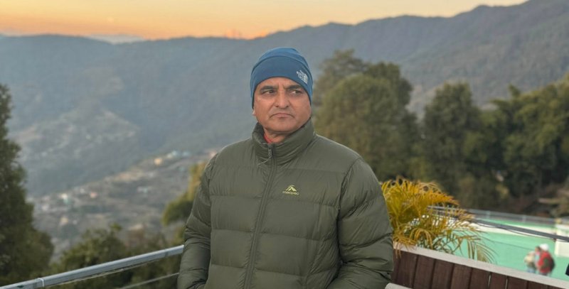 योगेश भट्टराईको द्विअर्थी स्टाटसले कार्यकर्तामा तरंग