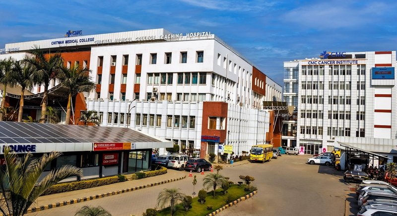 मेडिकल सिटी : अचेल चितवनले बिरामी बोकाएर काठमाडौं पठाउनुपर्दैन दैनिक ६० एम्बुलेन्स