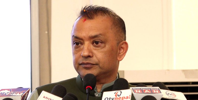 बालेन लक्षित गगनको टिप्पणी- ठेकेदारलाई उल्टो झुण्ड्याएर सडक बन्दैन, देश बन्दैन