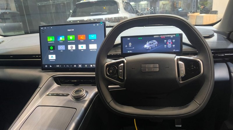 नेपालमा बिक्री भएका जिली ईएक्स५ मा थपियो कारप्ले र एन्ड्रोइड अटो कनेक्टिभिटी