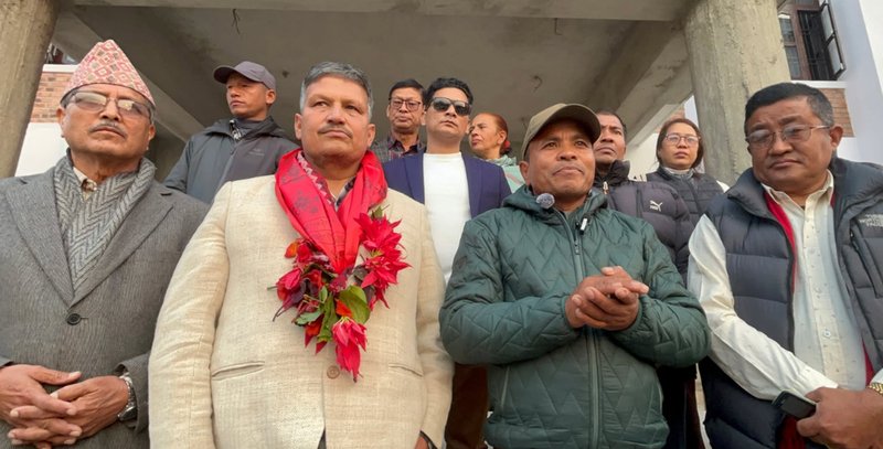 प्रचण्डले बोलाएपछि बागीको प्रस्तावक बनेका हरिबोल काठमाडौँ फर्किए