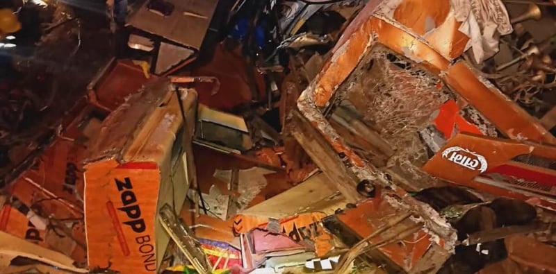 धादिङ बस दुर्घटनाः मृतकको संख्या १८ पुग्यो, ४ महिला र १ विदेशीको पनि मृत्यु