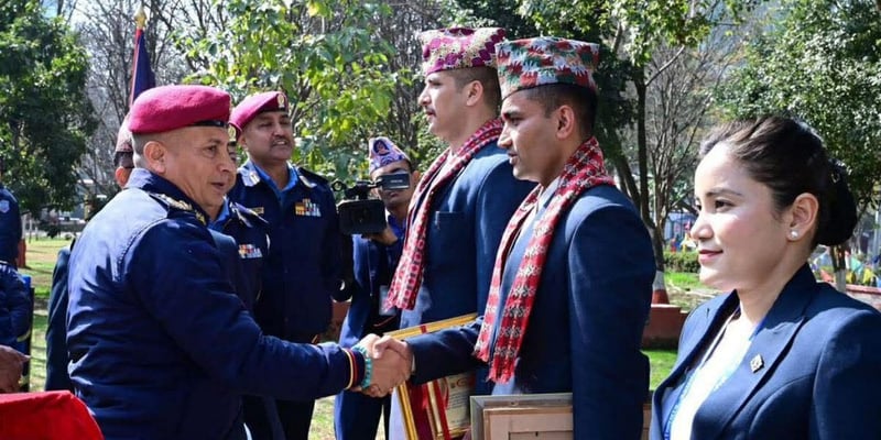 अख्तियारद्वारा पुरस्कृत ३५ प्रहरी कर्मचारीलाई प्रहरी महानिरीक्षक कार्कीद्वारा बधाई ज्ञापन