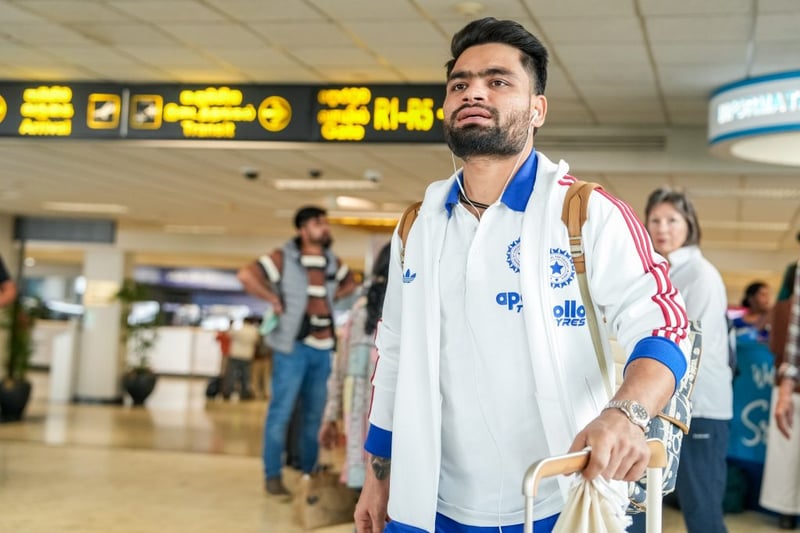 अस्पतालमा भर्ना भएका बुबाको अवस्था गम्भीर, टिम छोडेर घर फर्किए रिंकु